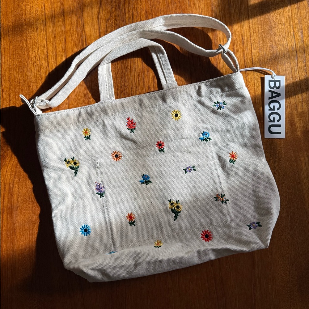 BAGGU Cream Tote with Colorful Floral Embroidery